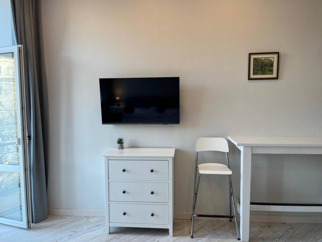 Lucky Apartmens In Centre Lviv Bagian luar foto
