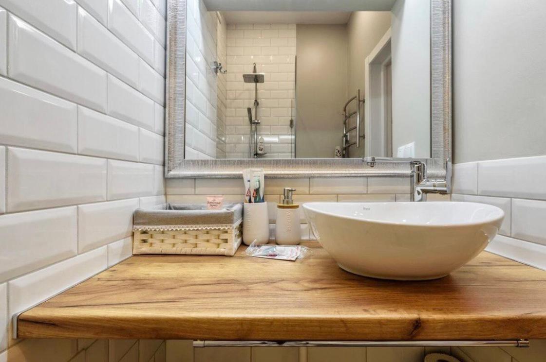 Lucky Apartmens In Centre Lviv Bagian luar foto